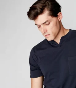 Fashion Good Man Brand Slim Fit Victory V-Notch | In Premium Cotton Jersey